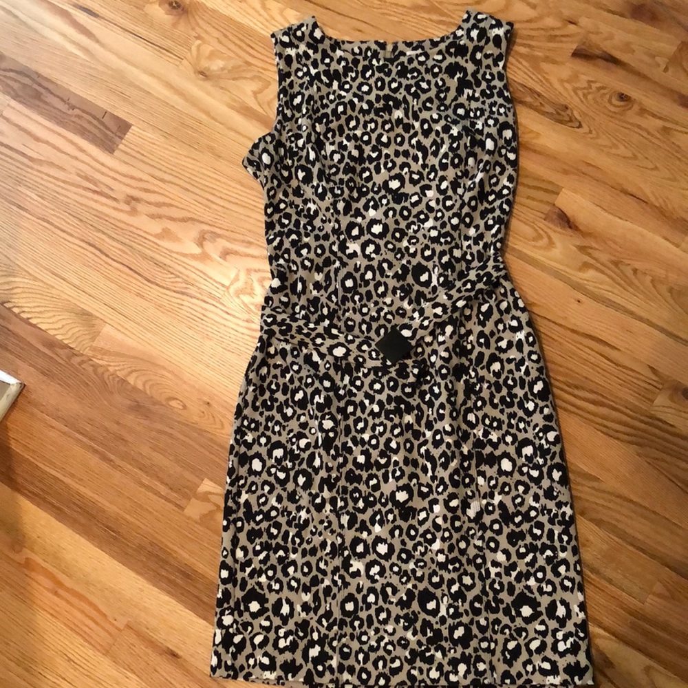 Jungle print, sleeveless dress